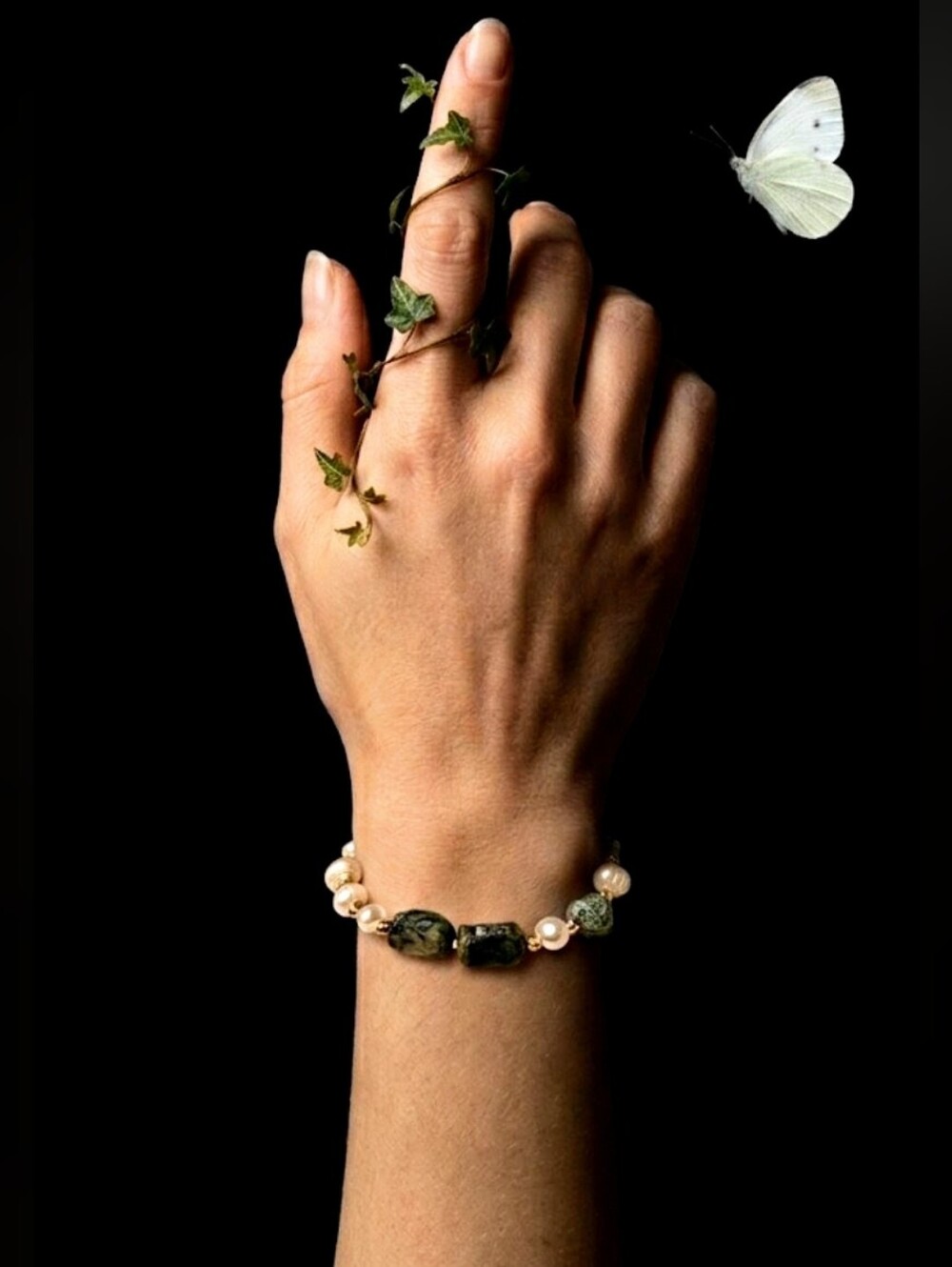Natural Emerald & Freshwater Pearls In Assymetrical Free Form Artisan Bracelet